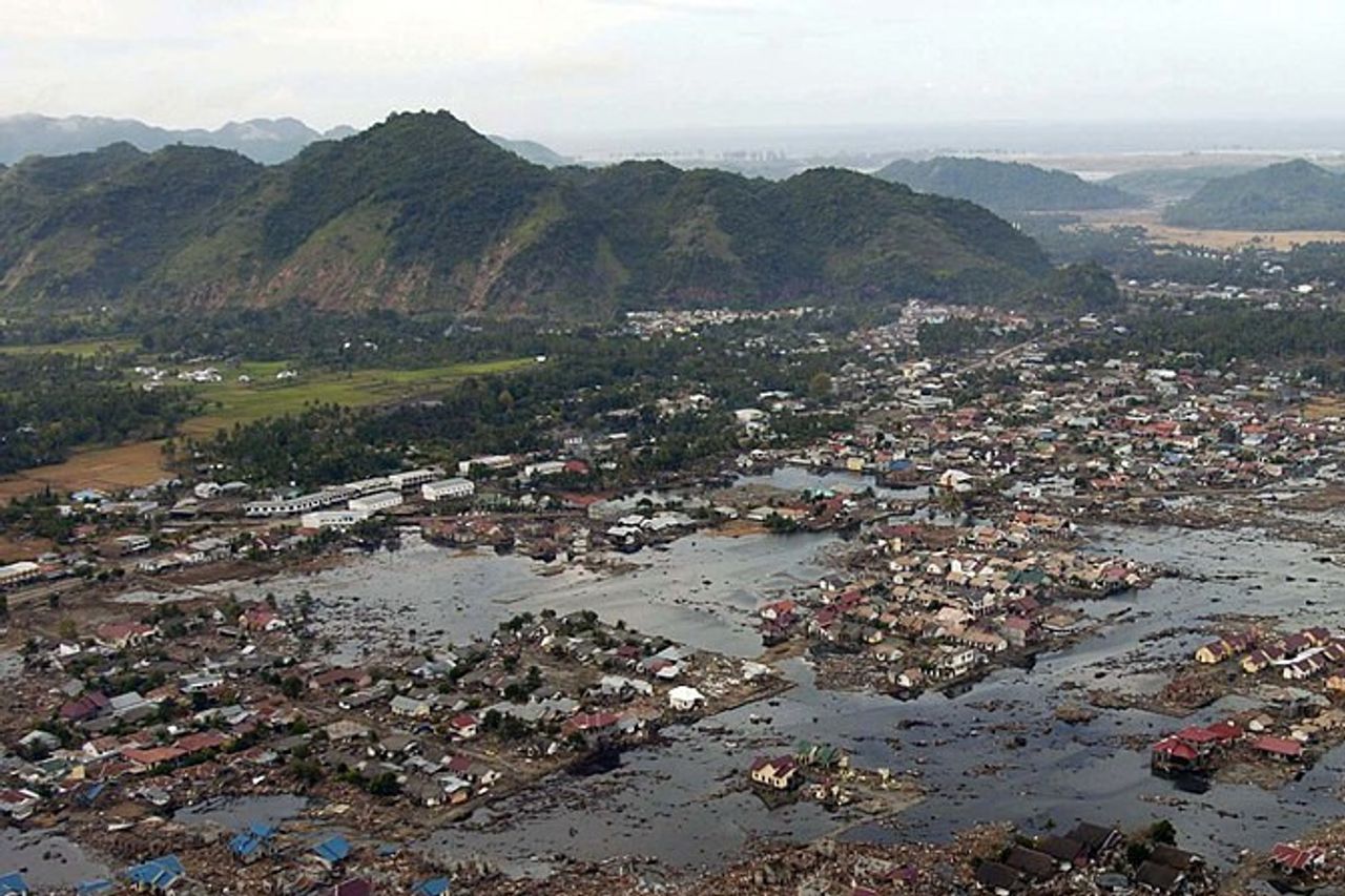 10+ Banda Aceh Tsunami Wave Images