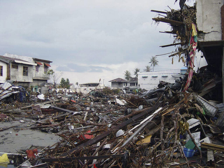 48+ Banda Aceh Earthquake 2004
Gif