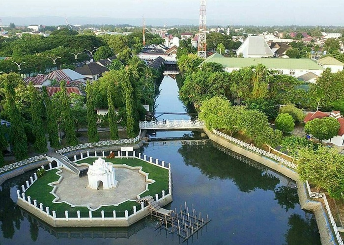 Wisata Sejarah Taman Putroe Phang Kota Banda Aceh