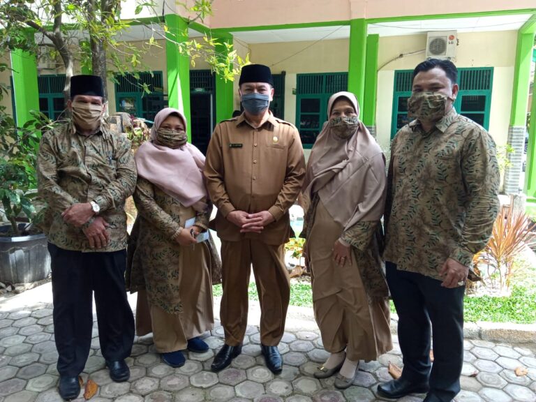 17+ Sd Negeri 4 Banda Aceh Background