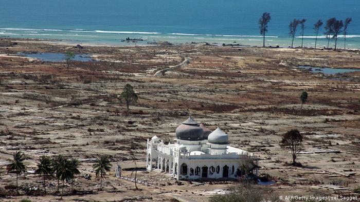 Get Banda Aceh 2004 PNG