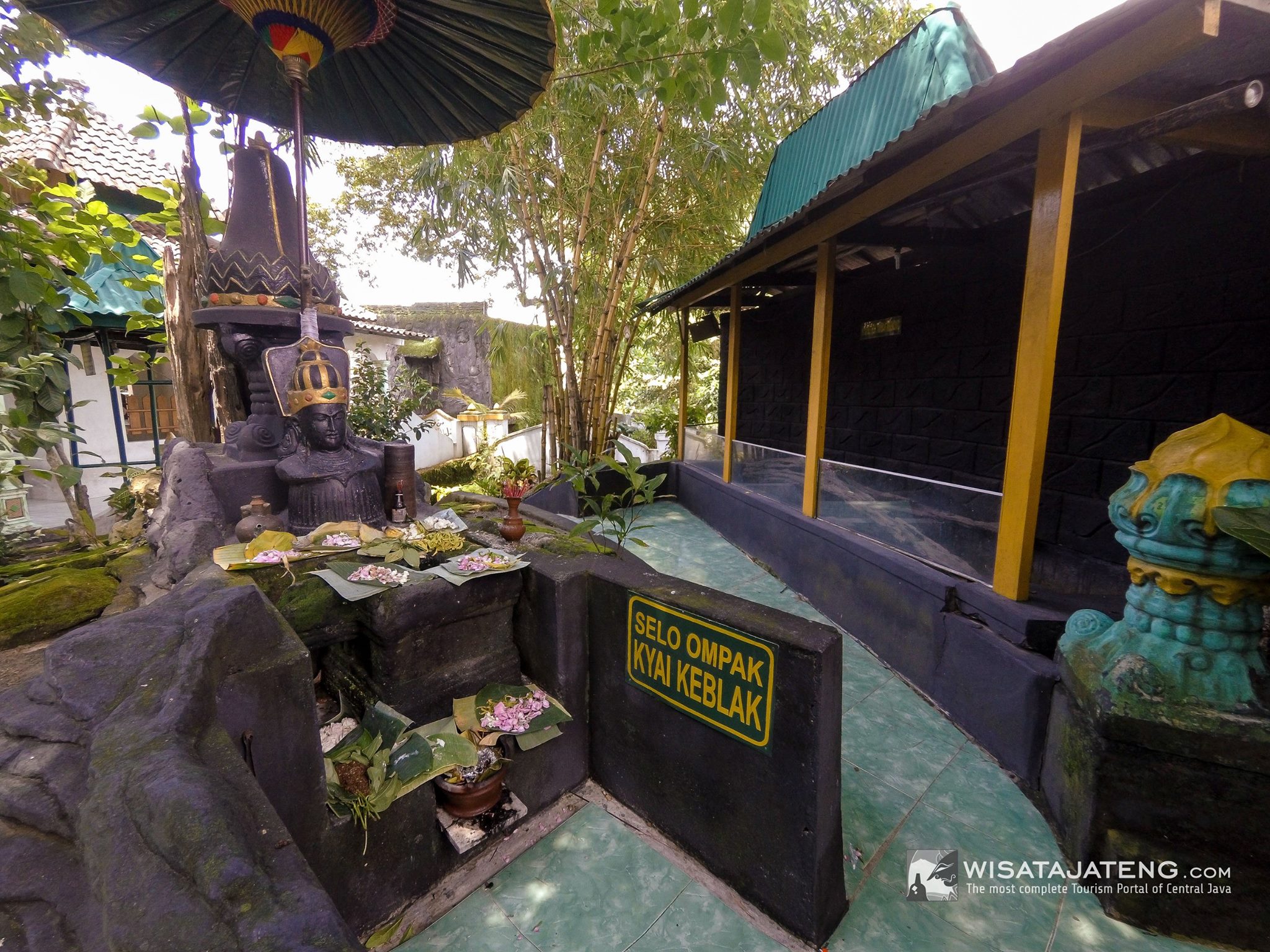 Download Tempat Wisata Wonogiri
 Gif