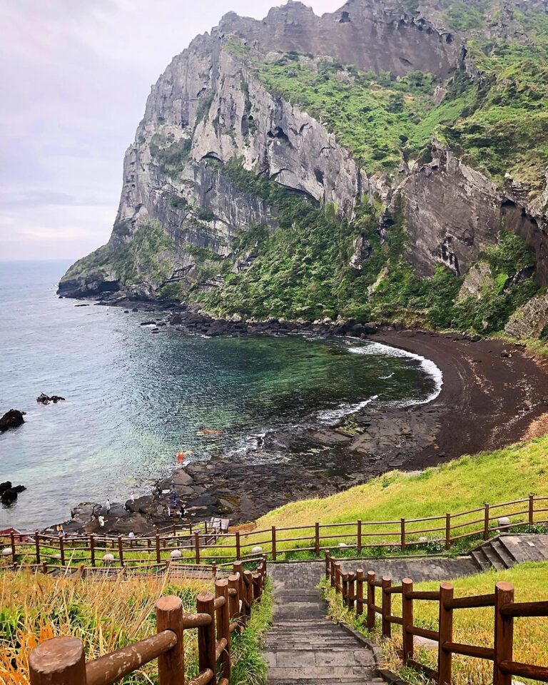 Get Tempat Wisata Gratis
Gif