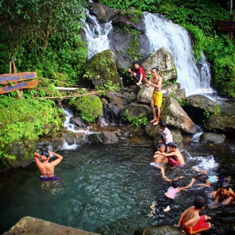 17+ Tempat Wisata Di Cikalong Wetan Bandung Barat
Pictures