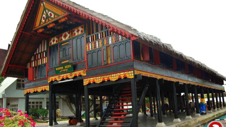 nama baju adat nanggroe aceh darussalam Aceh adat pakaian baju darussalam nanggroe tradisional nama wanita ulee nangroe balang untuk provinsi keunikan kurung lengkap pria freedomsiana singkil