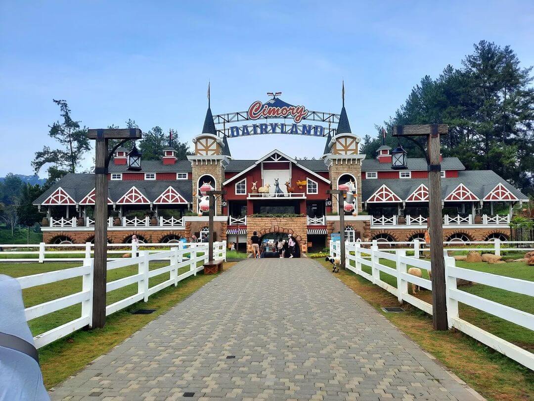 tempat wisata cimory Cimory dairyland puncak bogor : wisata keren bogor