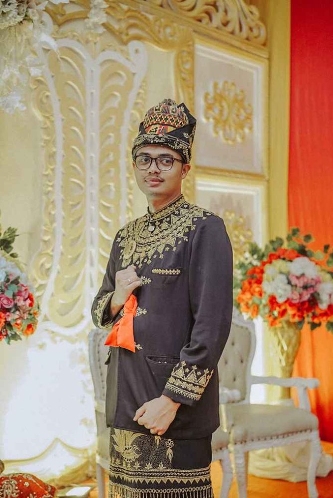 9 Potret Pakaian Adat Aceh yang Biasa Dipakai Saat Pernikahan - Dailysia