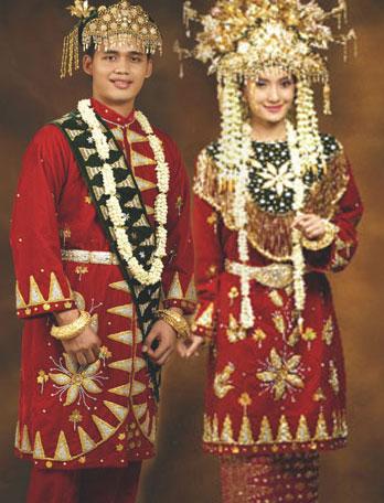 apa nama pakaian aceh 34 pakaian adat tradisional seluruh indonesia lengkap + gambar & penjelasan